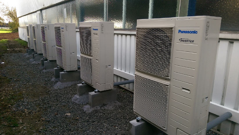 Wärmepumpenkaskade als Hallenheizung